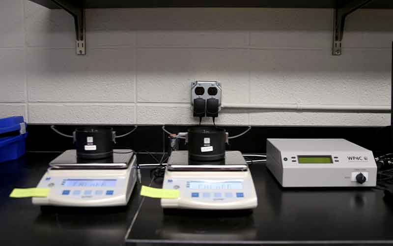 METER HYPROP2/WP4C, gray square box with digital display and knob used for surface and subsurface assessment of hydraulics and other soil